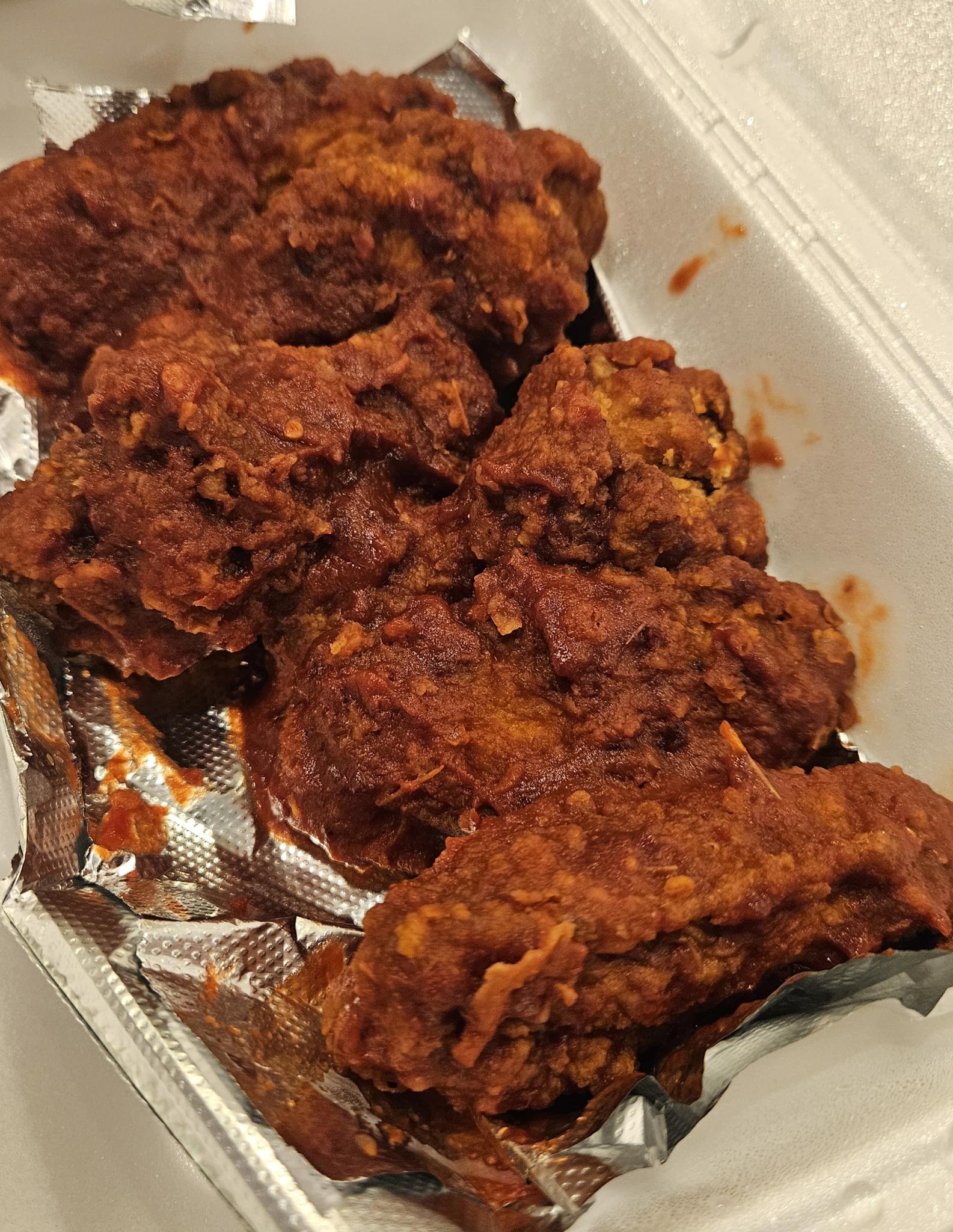 Mz and Mistress Pain wings from Mean Mugs Wings & Things